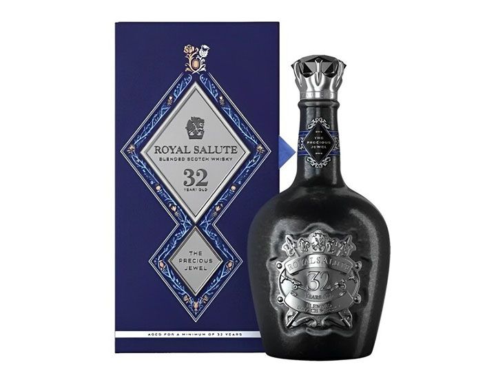 Chivas Royal Salute 32